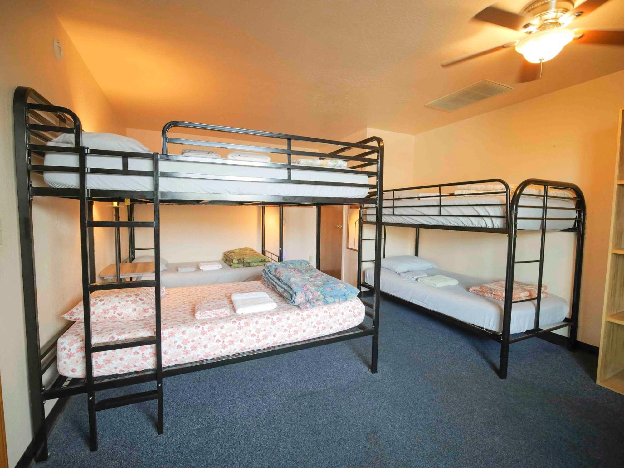 Ashland Commons Hostel Екстер'єр фото