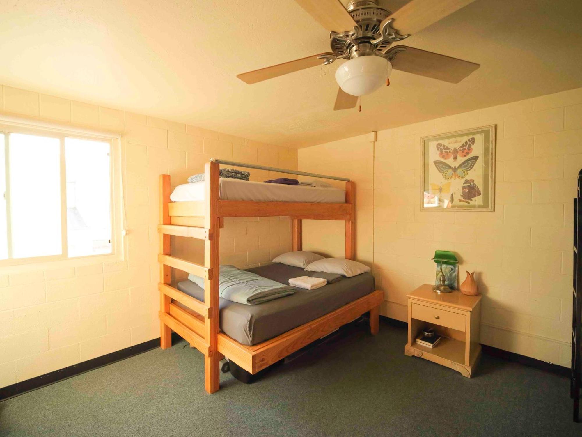 Ashland Commons Hostel Екстер'єр фото